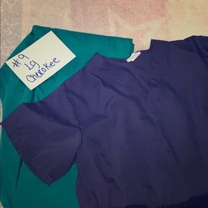 Scrubs great condition